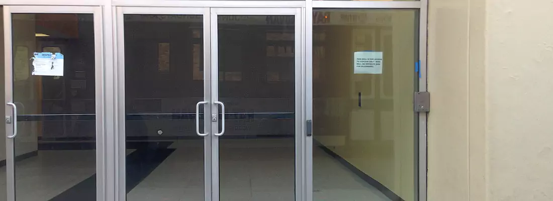 Automatic Motion Sensor Door Service Near Me in Trois-Rivieres, QC