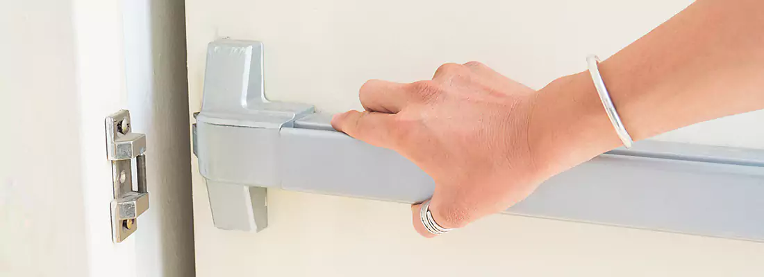 Fast and Affordable Door Panic Bar Installation in Trois-Rivieres, QC