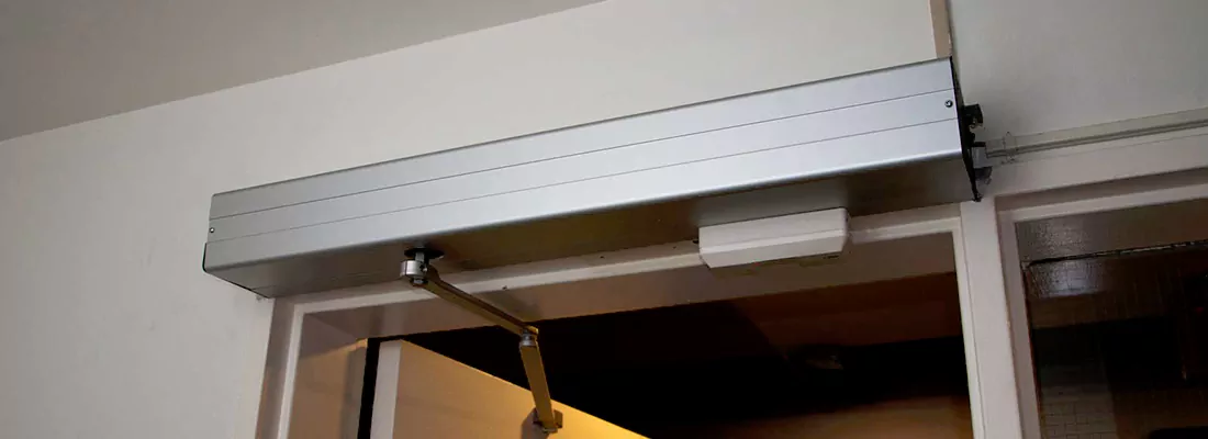 Residential Door Operator Service in Laviolette, QC